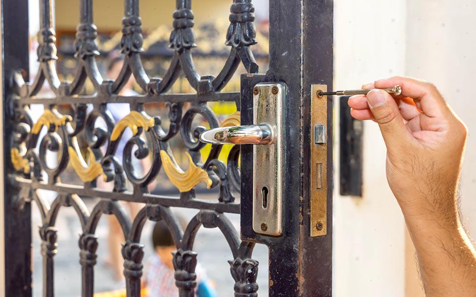 ouvrir une porte claquée Bernes-sur-Oise